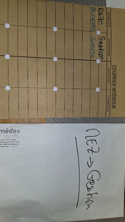 Photo 2 — Livraison express de marchandises à Paris 10e